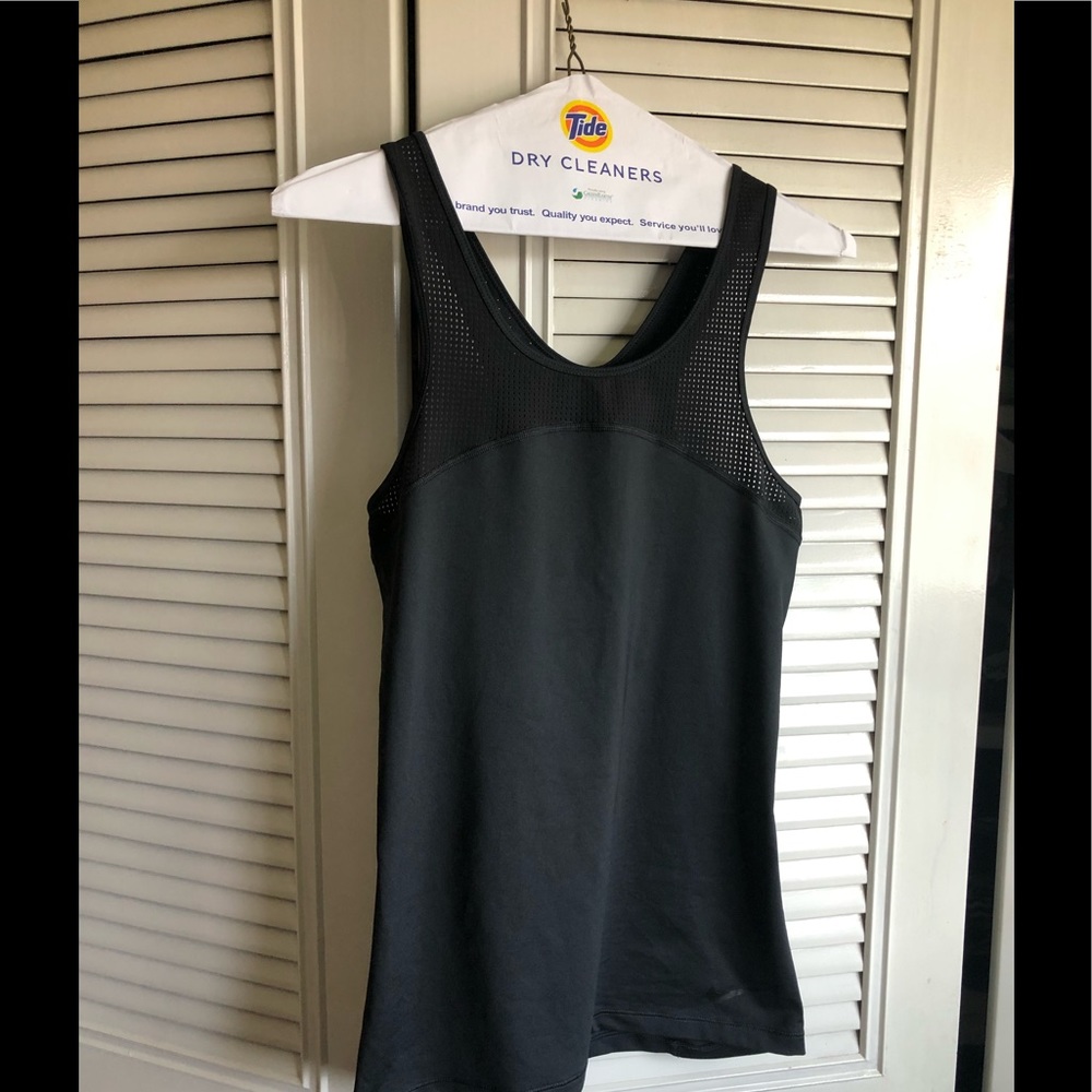 Nike Pro Hypercool top, size M